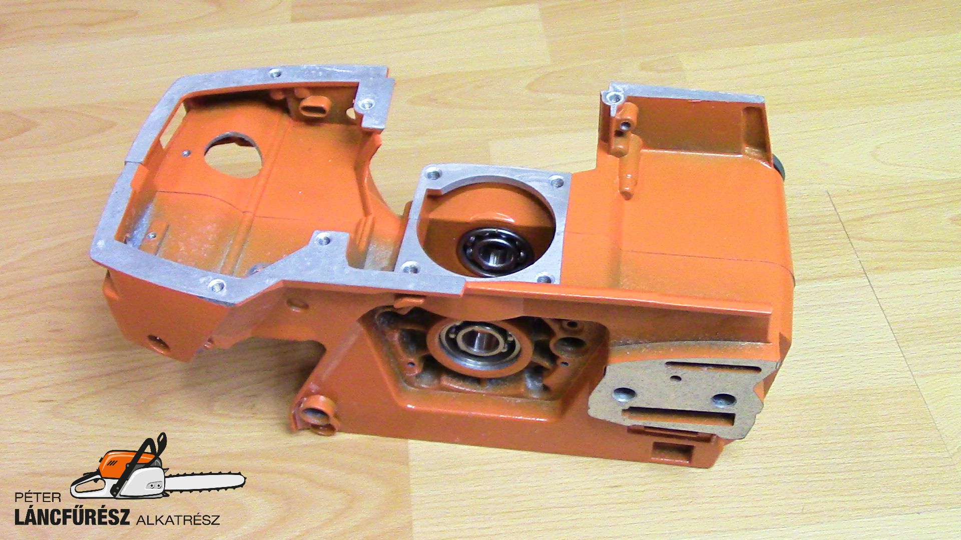 Husqvarna 61 268 272 gépház csapágyazva