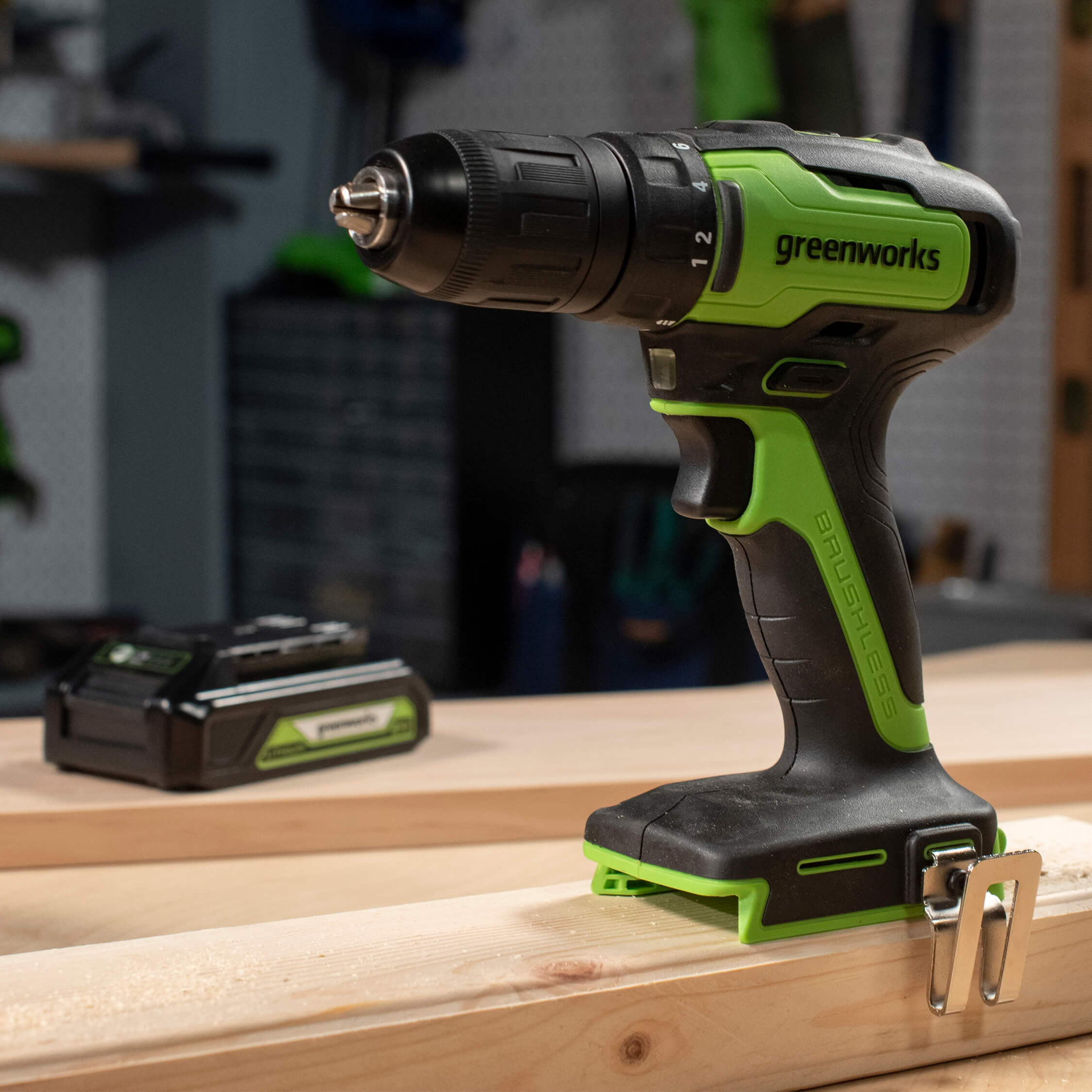 Csavarbehajtó akkumulátoros Greenworks GD24DD35 24v szénkefe nélküli, csak gép