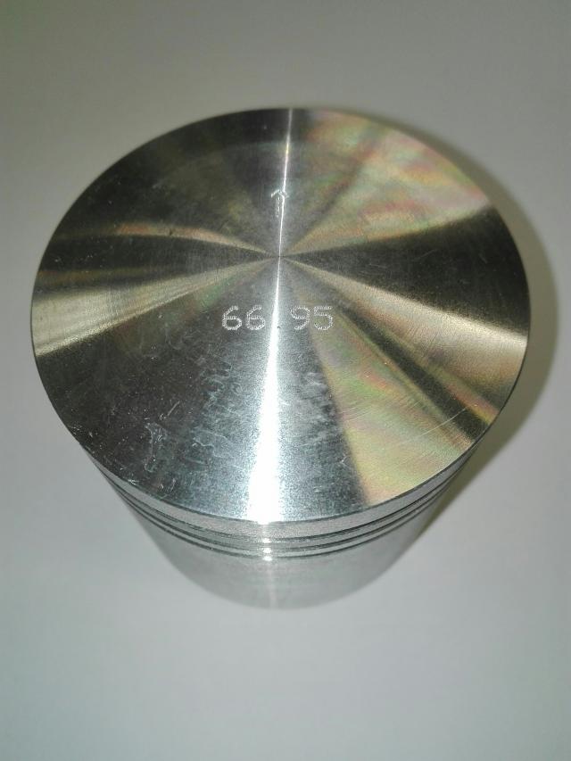 Dugattyú üres MF 70 67mm 3 gyűrűs