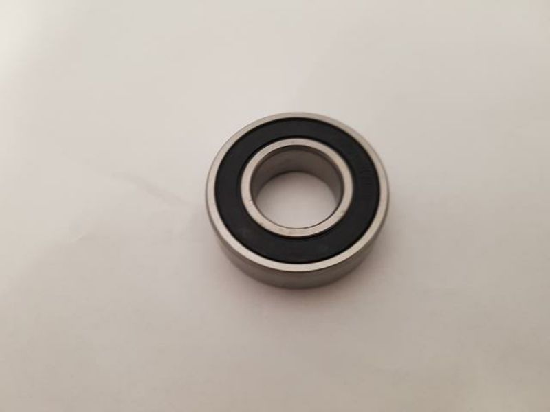 Csapágy Univerzális 6004-2RS