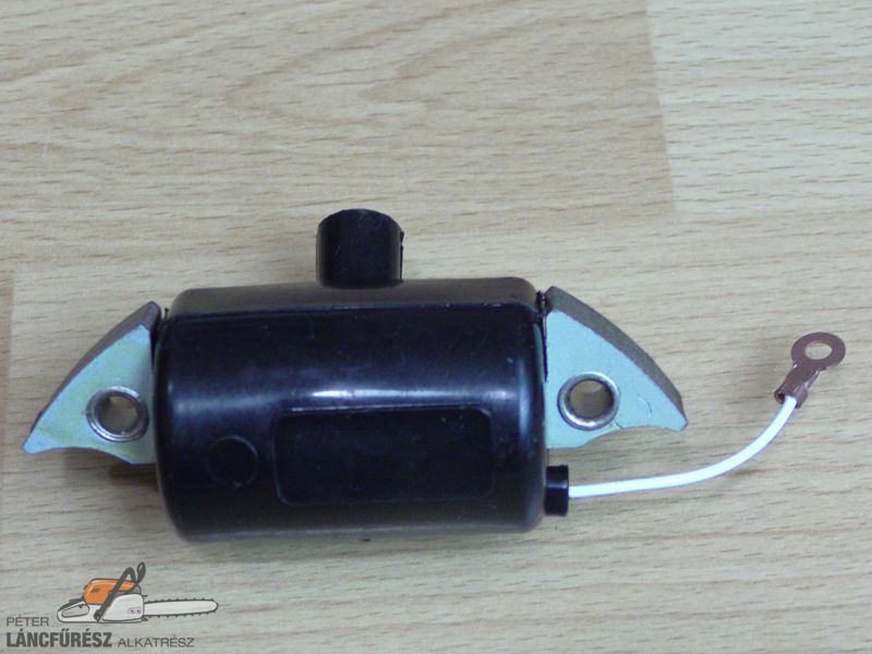 Bosch gyújtótekercs lyuktáv 54mm